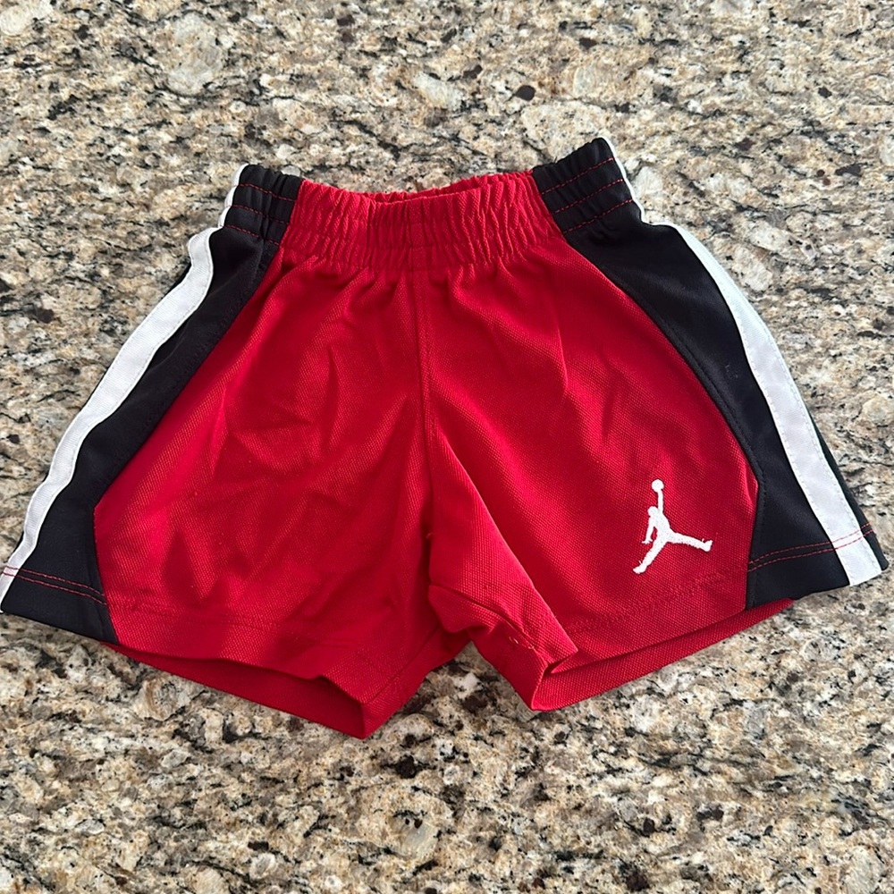 Air Jordan Boys Shorts 18M